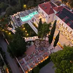Moeesy, Blue & Oasis - Adults Only Ξενοδοχείο