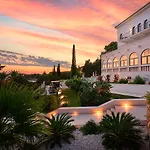 Ξενοδοχείο Moeesy, Blue & Oasis - Adults Only 5*