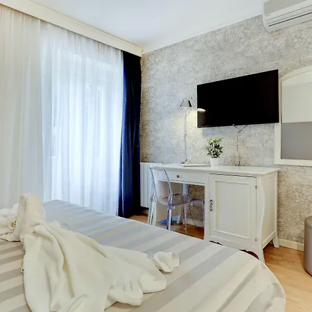 Moeesy, Blue & Oasis - Adults Only 5* Hvar Town