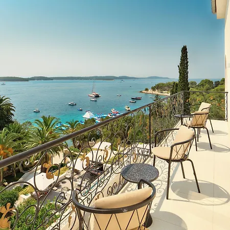 Moeesy, Blue & Oasis - Adults Only Hotel 5*