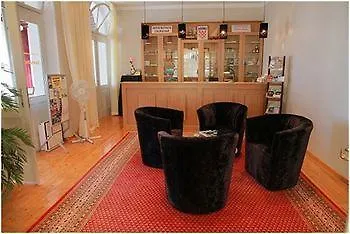Moeesy, Blue & Oasis - Adults Only