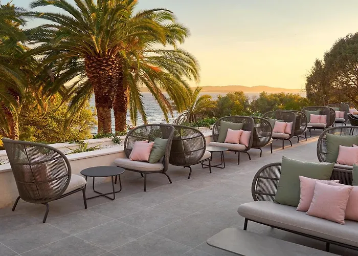 Hotel Moeesy, Blue & Oasis - Adults Only