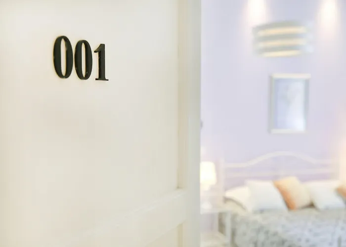 Moeesy, Blue & Oasis - Adults Only Hotel