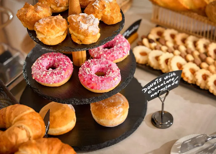 Hotel Moeesy, Blue & Oasis - Adults Only Hvar Town