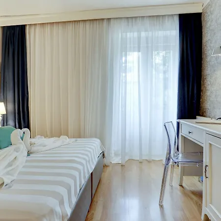 Moeesy, Blue & Oasis - Adults Only Hotel Hvar Town