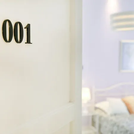 Moeesy, Blue & Oasis - Adults Only Hotel