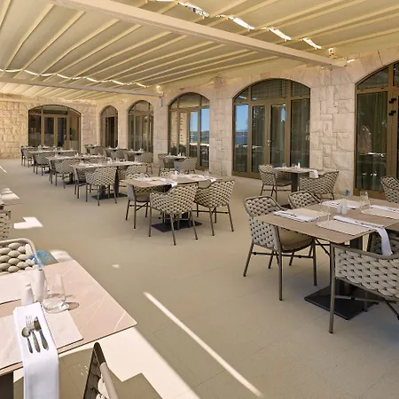 Hotel Moeesy, Blue & Oasis - Adults Only Hvar Town