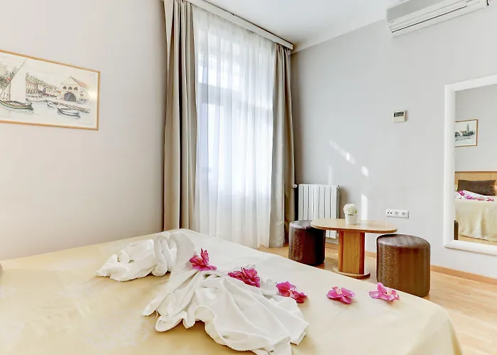 Moeesy, Blue & Oasis - Adults Only Hotel