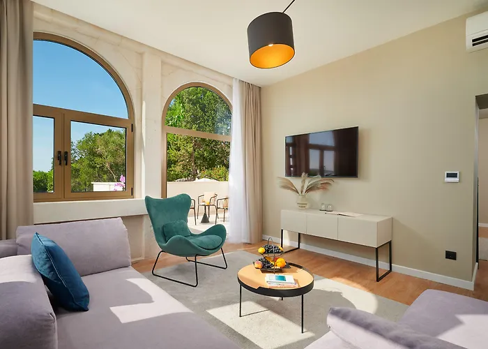 Moeesy, Blue & Oasis - Adults Only 5* Hvar Town